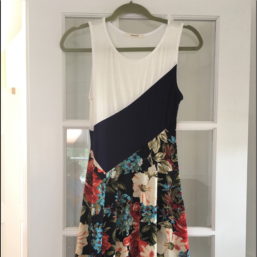 Women’s size small summer dress